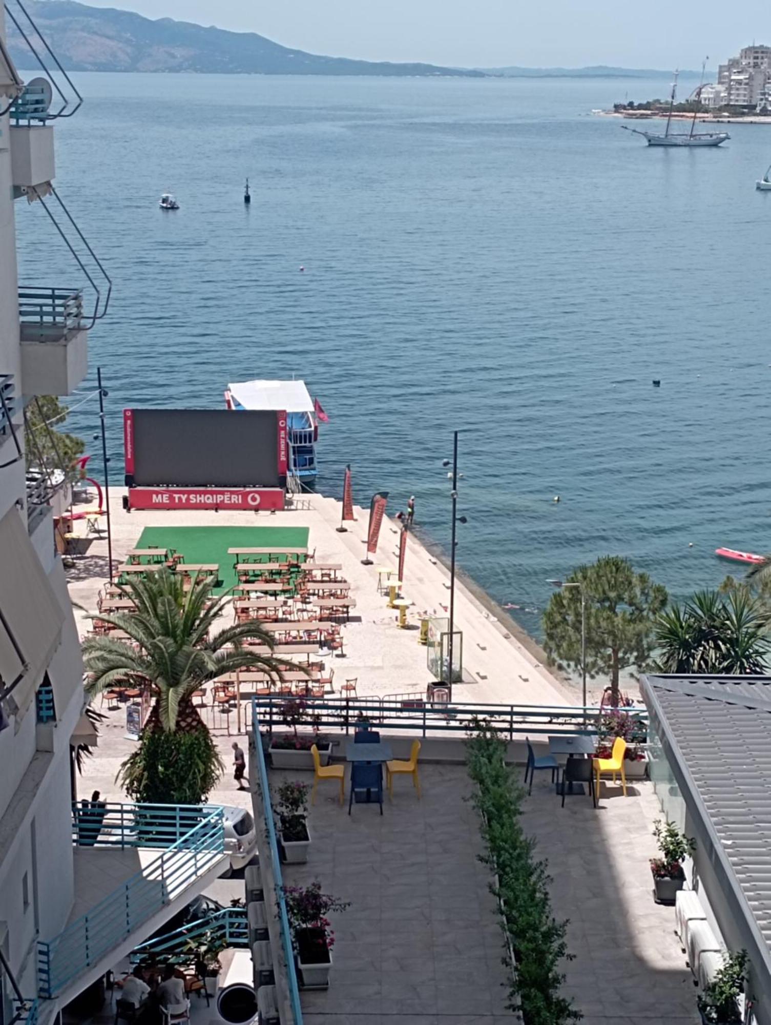Apartment Alma Sarande Bagian luar foto