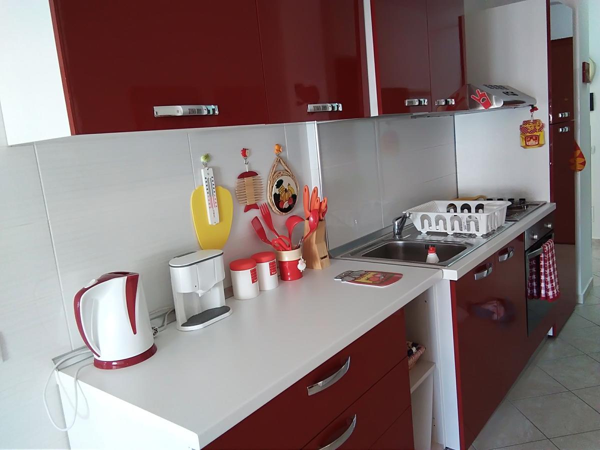 Apartment Alma Sarande Bagian luar foto