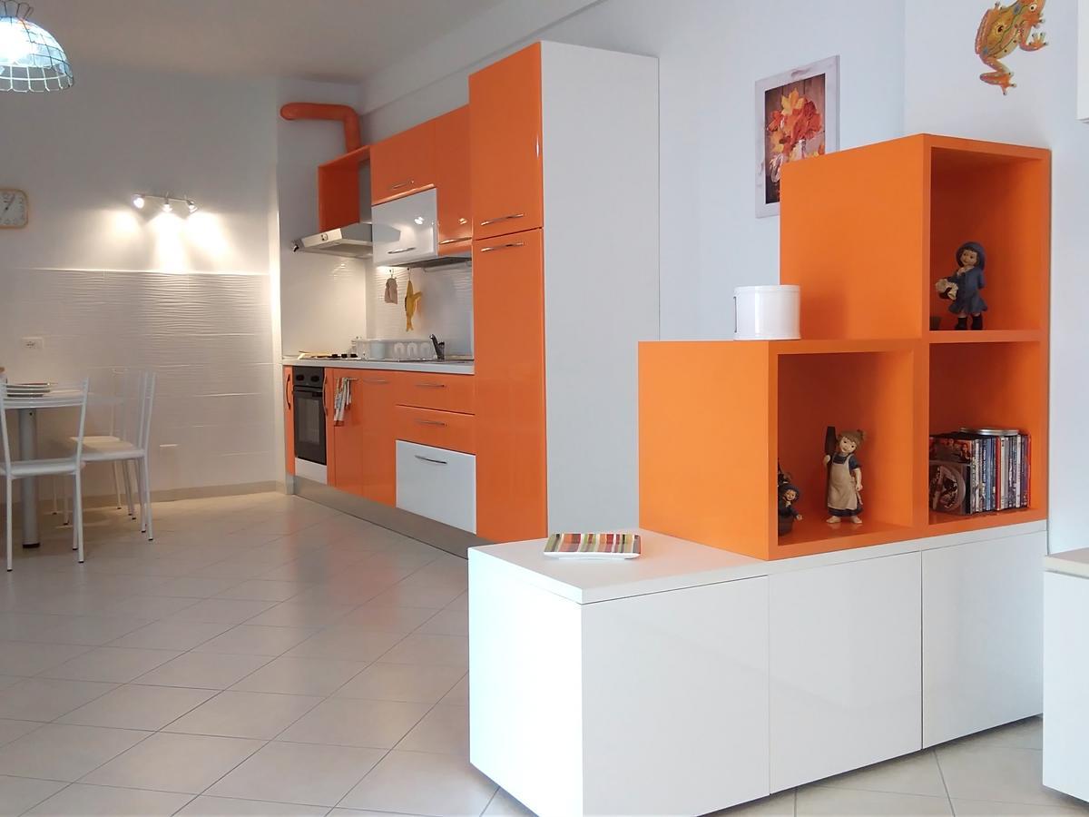 Apartment Alma Sarande Bagian luar foto